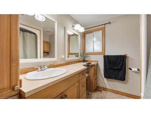 11 Ravine Crescent, Townsend, ON - Indoor Photo Showing Bathroom