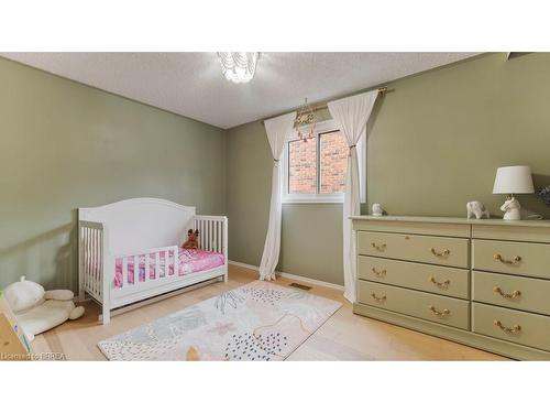 11 Ravine Crescent, Townsend, ON - Indoor Photo Showing Bedroom