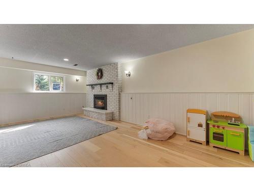 11 Ravine Crescent, Townsend, ON - Indoor With Fireplace