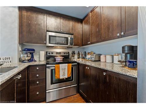 410-170 Water Street N, Cambridge, ON - Indoor Photo Showing Kitchen