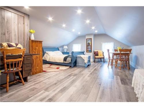 266 Thirteenth Concession Road, Scotland, ON - Indoor Photo Showing Bedroom