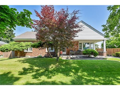 134 Queensway Drive, Brantford, ON - Outdoor