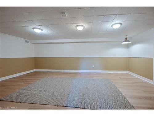 134 Queensway Drive, Brantford, ON - Indoor Photo Showing Other Room