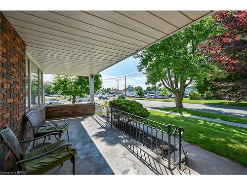 134 Queensway Drive, Brantford, ON - Outdoor With Deck Patio Veranda With Exterior