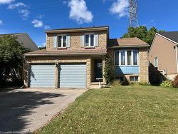 40 Highview Drive  Kitchener, ON N2N 1W4