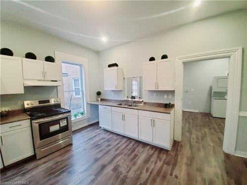 Main-129 West Street, Brantford, ON - Indoor Photo Showing Kitchen With Double Sink