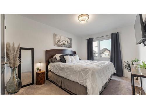 26 Doug Foulds Way, Paris, ON - Indoor Photo Showing Bedroom