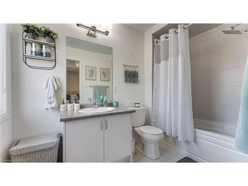 26 Doug Foulds Way, Paris, ON - Indoor Photo Showing Bathroom