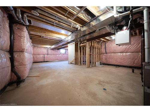 52 Bradley Avenue, Welland, ON - Indoor Photo Showing Basement