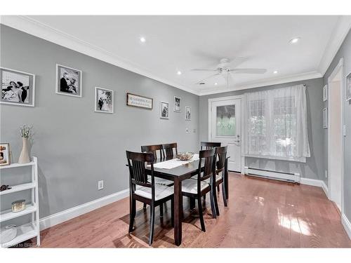 8 Wesley Avenue, Brantford, ON - Indoor Photo Showing Dining Room