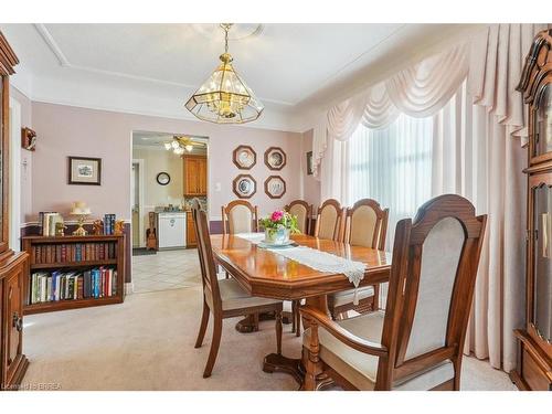 949 Dunsmure Road, Hamilton, ON - Indoor Photo Showing Dining Room