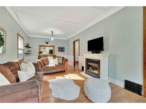 253 Sheridan Street, Brantford, ON - Indoor Photo Showing Living Room With Fireplace