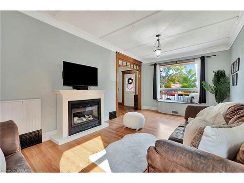 253 Sheridan Street, Brantford, ON - Indoor Photo Showing Living Room With Fireplace