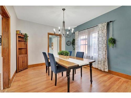 253 Sheridan Street, Brantford, ON - Indoor Photo Showing Dining Room