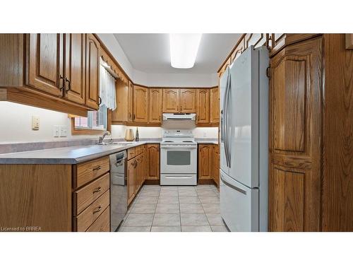 23-570 West Street, Brantford, ON - Indoor Photo Showing Kitchen