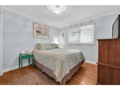 31 Harvest Lane, Brantford, ON - Indoor Photo Showing Bedroom