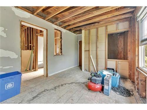 32 Terrace Hill Street, Brantford, ON - Indoor Photo Showing Basement