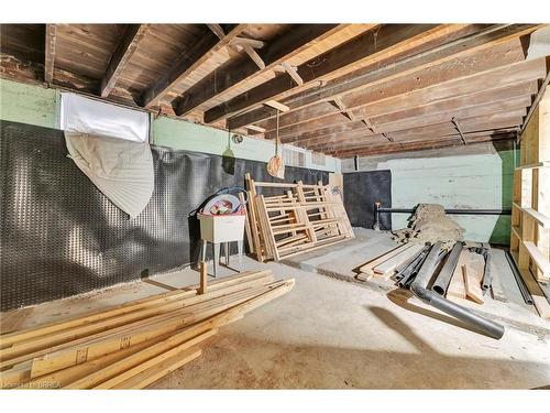 32 Terrace Hill Street, Brantford, ON - Indoor Photo Showing Basement