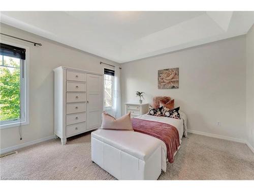 204 Mcguiness Drive, Brantford, ON - Indoor Photo Showing Bedroom