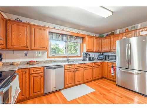 165 Mcgill Road, Mount Pleasant, ON - Indoor Photo Showing Kitchen