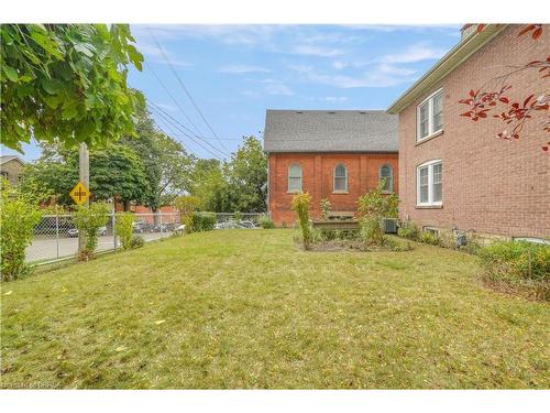 120 Alfred Street, Brantford, ON - Outdoor