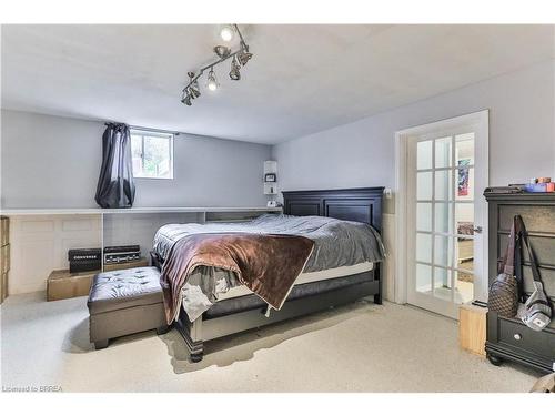 667 Champlain Boulevard, Cambridge, ON - Indoor Photo Showing Bedroom