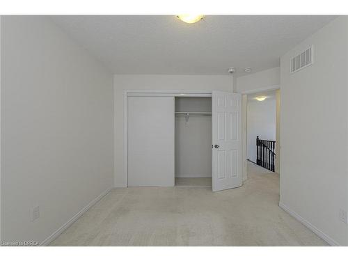 106 Warner Lane, Brantford, ON - Indoor Photo Showing Other Room