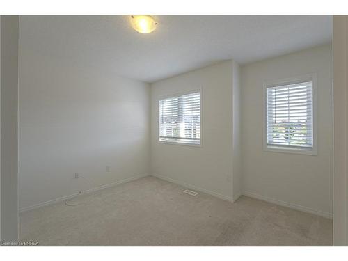 106 Warner Lane, Brantford, ON - Indoor Photo Showing Other Room