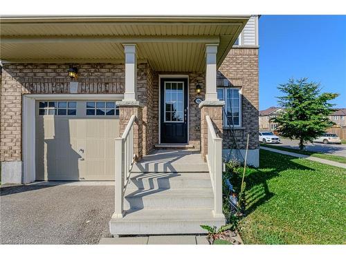 106 Warner Lane, Brantford, ON - Outdoor