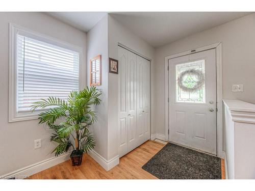 12 Elgin Street, Brantford, ON - Indoor Photo Showing Other Room