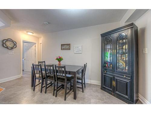 12 Elgin Street, Brantford, ON - Indoor Photo Showing Dining Room