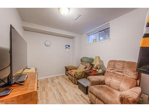 12 Elgin Street, Brantford, ON - Indoor