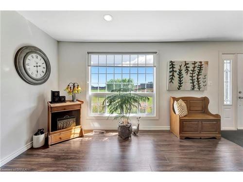 1175 Concession Rd 12, Langton, ON - Indoor Photo Showing Living Room