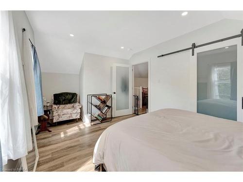 157 Terrace Hill Street, Brantford, ON - Indoor Photo Showing Bedroom