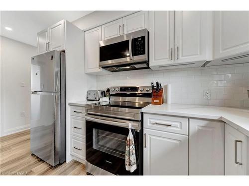 157 Terrace Hill Street, Brantford, ON - Indoor Photo Showing Kitchen