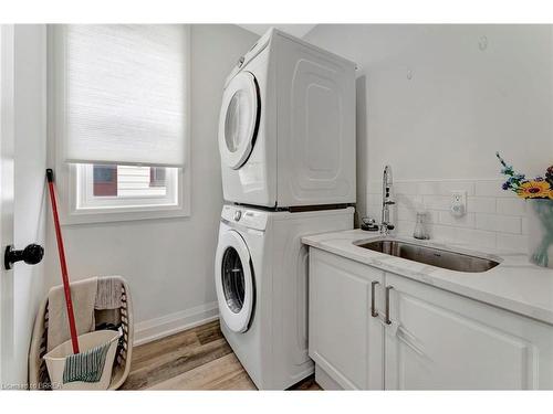 157 Terrace Hill Street, Brantford, ON - Indoor Photo Showing Laundry Room