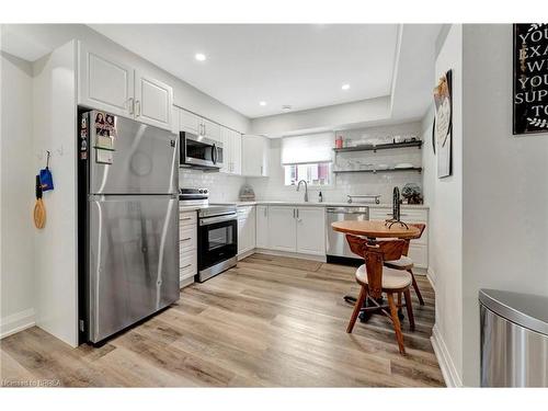 157 Terrace Hill Street, Brantford, ON - Indoor Photo Showing Kitchen