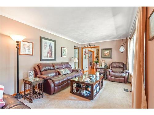 165 Mcgill Road, Mount Pleasant, ON - Indoor Photo Showing Living Room