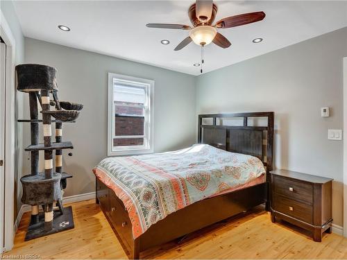 74 Rawdon Street, Brantford, ON - Indoor Photo Showing Bedroom