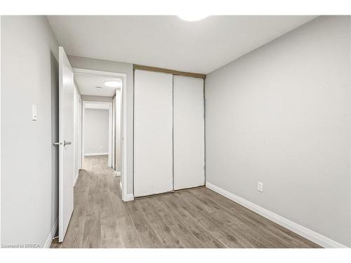 D-271 Stanley Street, Brantford, ON - Indoor Photo Showing Other Room