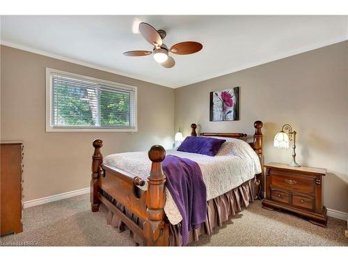 6 Brisbane Boulevard, Brantford, ON - Indoor Photo Showing Bedroom