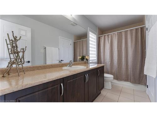 2 Turnbull Drive, Brantford, ON - Indoor Photo Showing Bathroom