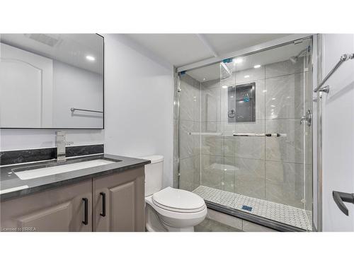 2 Turnbull Drive, Brantford, ON - Indoor Photo Showing Bathroom