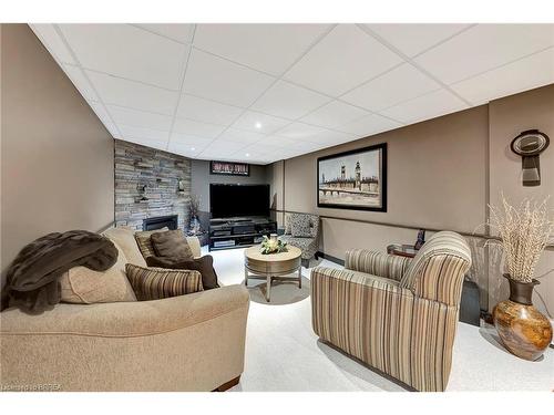 82 Westwood Crescent, Cambridge, ON - Indoor With Fireplace