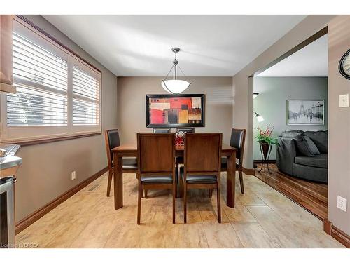 82 Westwood Crescent, Cambridge, ON - Indoor Photo Showing Dining Room