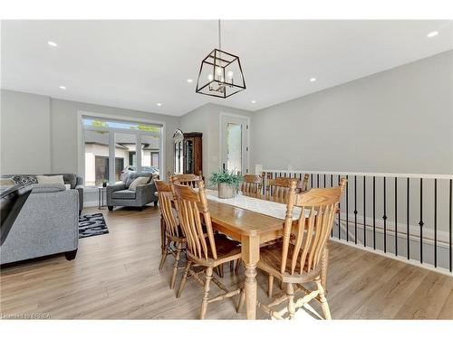 6-5 John Pound Road, Tillsonburg, ON - Indoor Photo Showing Dining Room