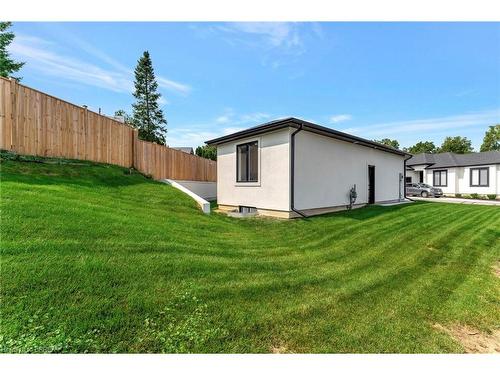 6-5 John Pound Road, Tillsonburg, ON - Outdoor