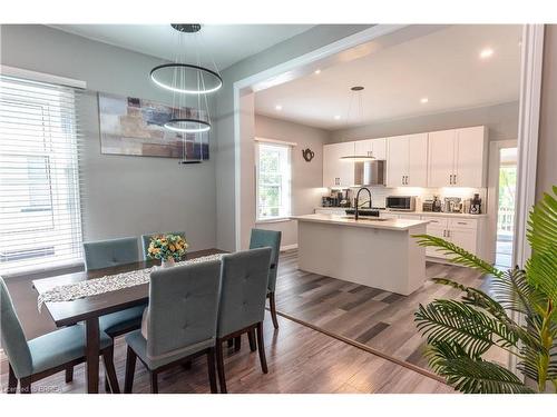 982 Dame Street, London, ON - Indoor Photo Showing Dining Room