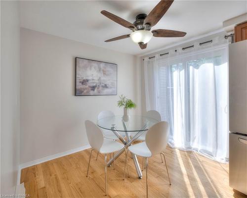 807 Elgin Street N, Cambridge, ON - Indoor Photo Showing Dining Room