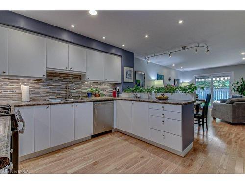 F-144 Wood Street, Brantford, ON - Indoor Photo Showing Kitchen With Upgraded Kitchen